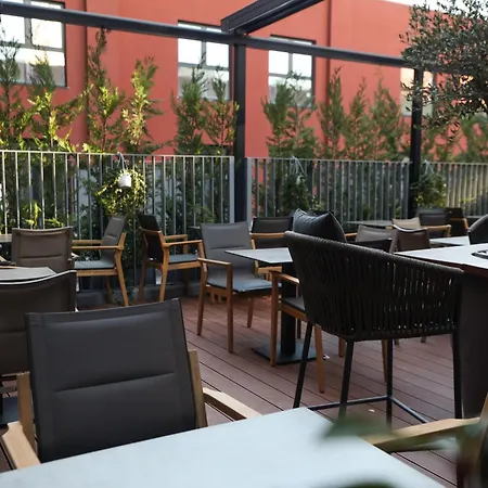 فندق Garden Boutique 4*