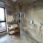Отель Garden Boutique