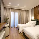 酒店 Garden Boutique 4*