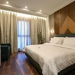 Garden Boutique Тирана