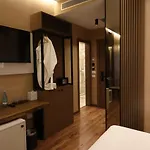 Отель Garden Boutique