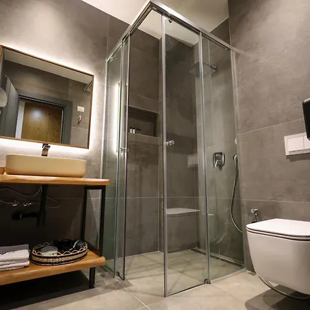 Garden Boutique 4* Tirana