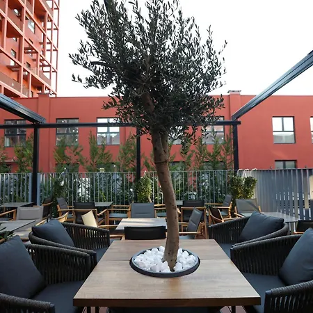 Garden Boutique 酒店 地拉那