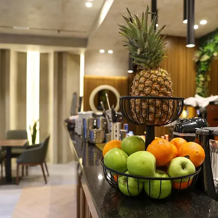 酒店 Garden Boutique 4*